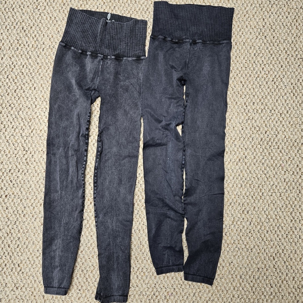 Lot of 2 - FP Movement Good Karma Leggings Size XS - Dark Grey